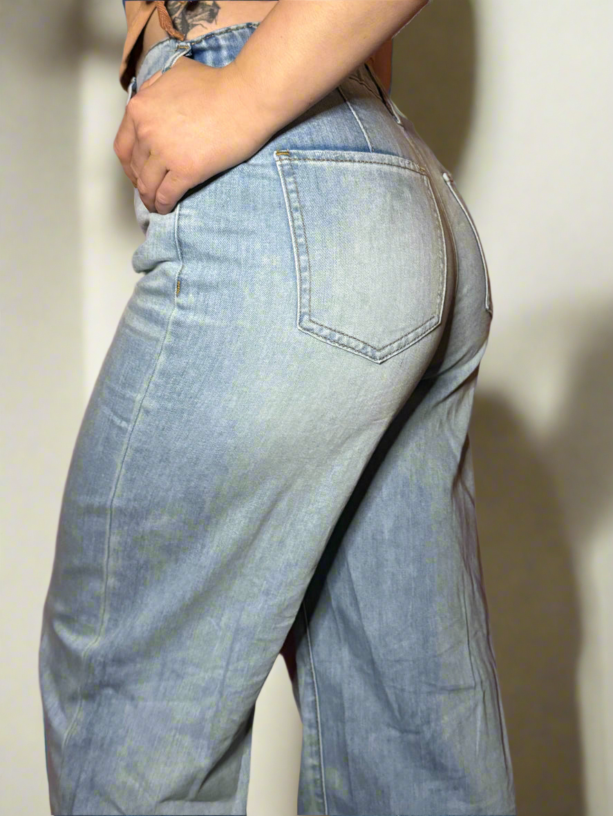 High waisted flare jeans